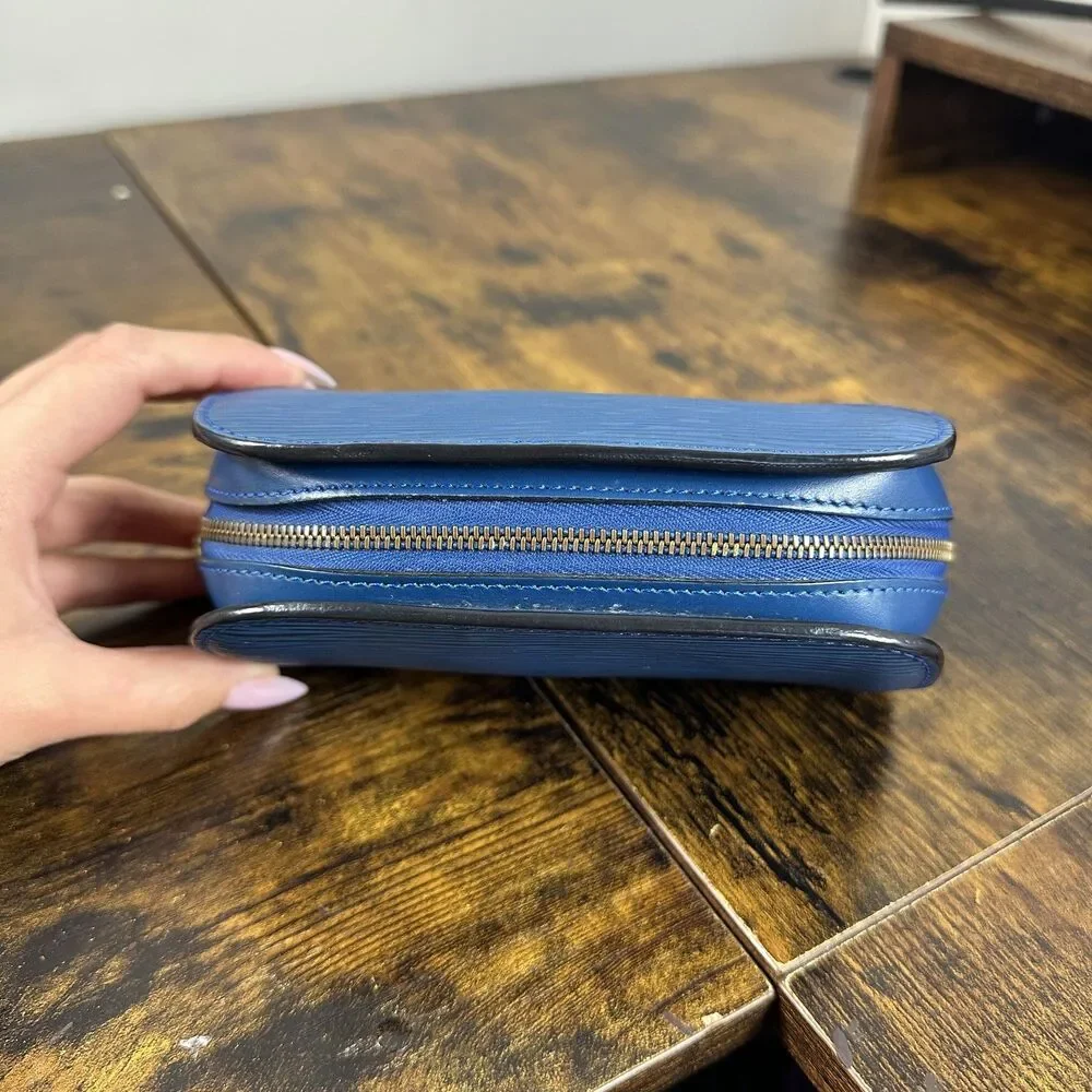 Louis Vuitton Epi Clutch Bag Womens Small Blue Leather France Cosmetic Pouch
